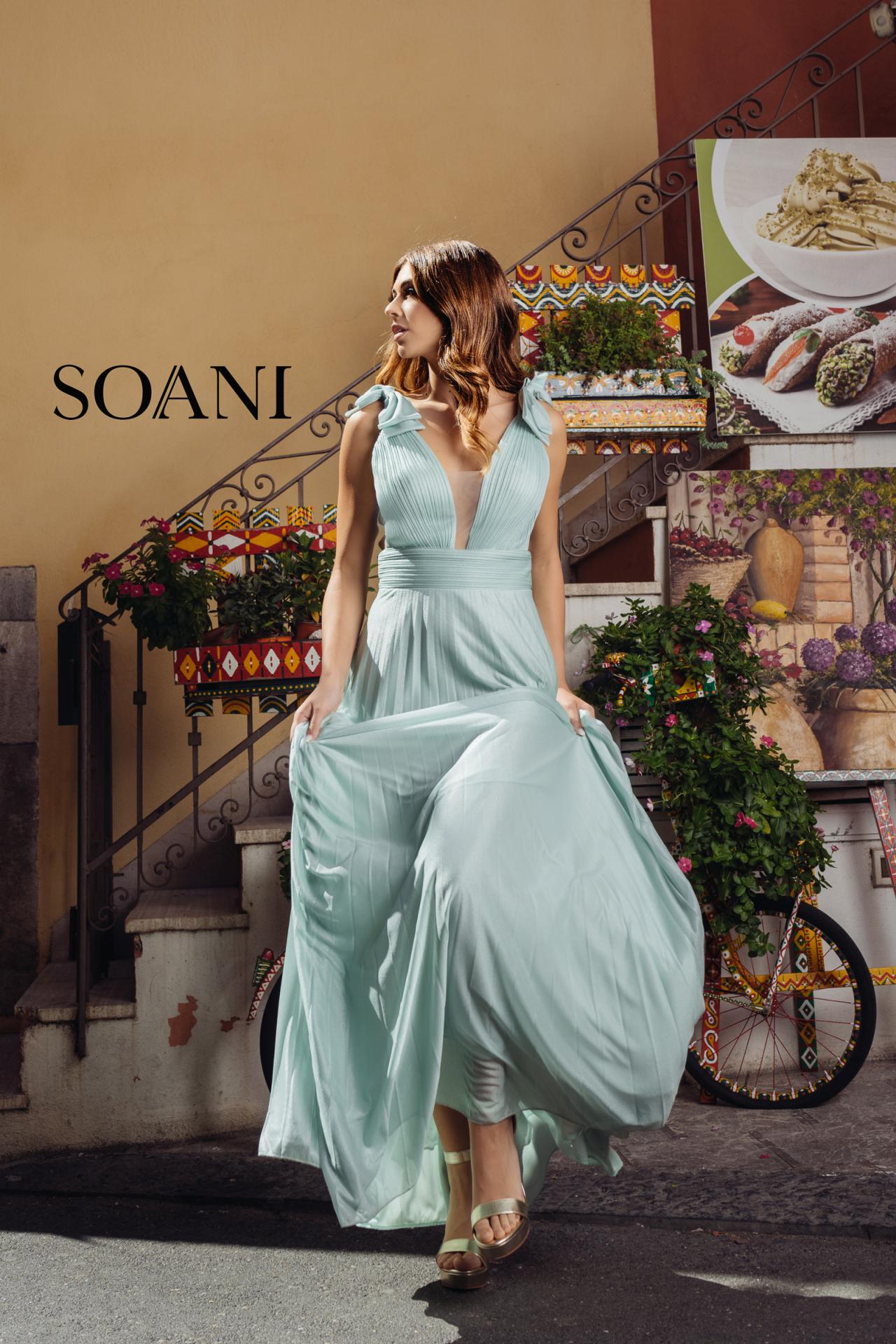 202220 – Long dress