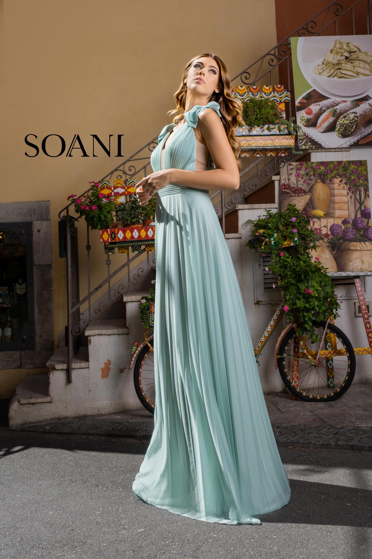 202220 – Long dress