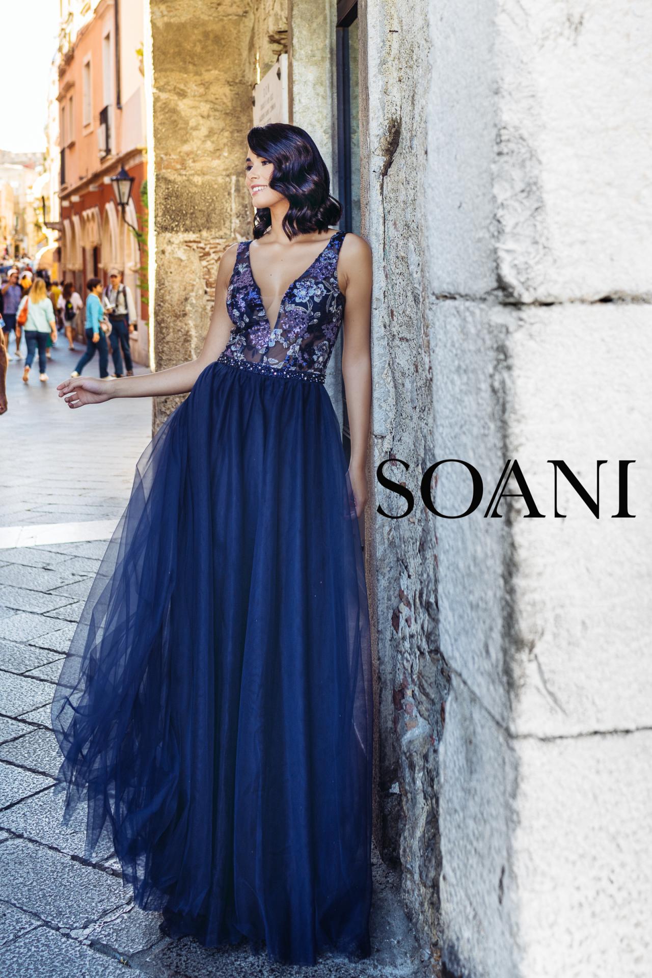 702312 – Dress + stole