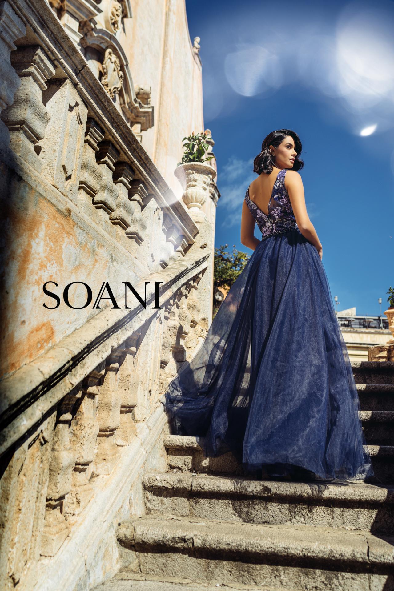 702312 – Dress + stole